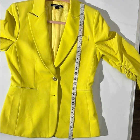 Gianni Bini Vibrant Yellow Blazer - Picture 5 of 8